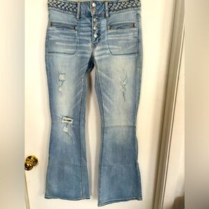 American Eagle Outfitters, Artist flared jeans, light wash size 8 regular